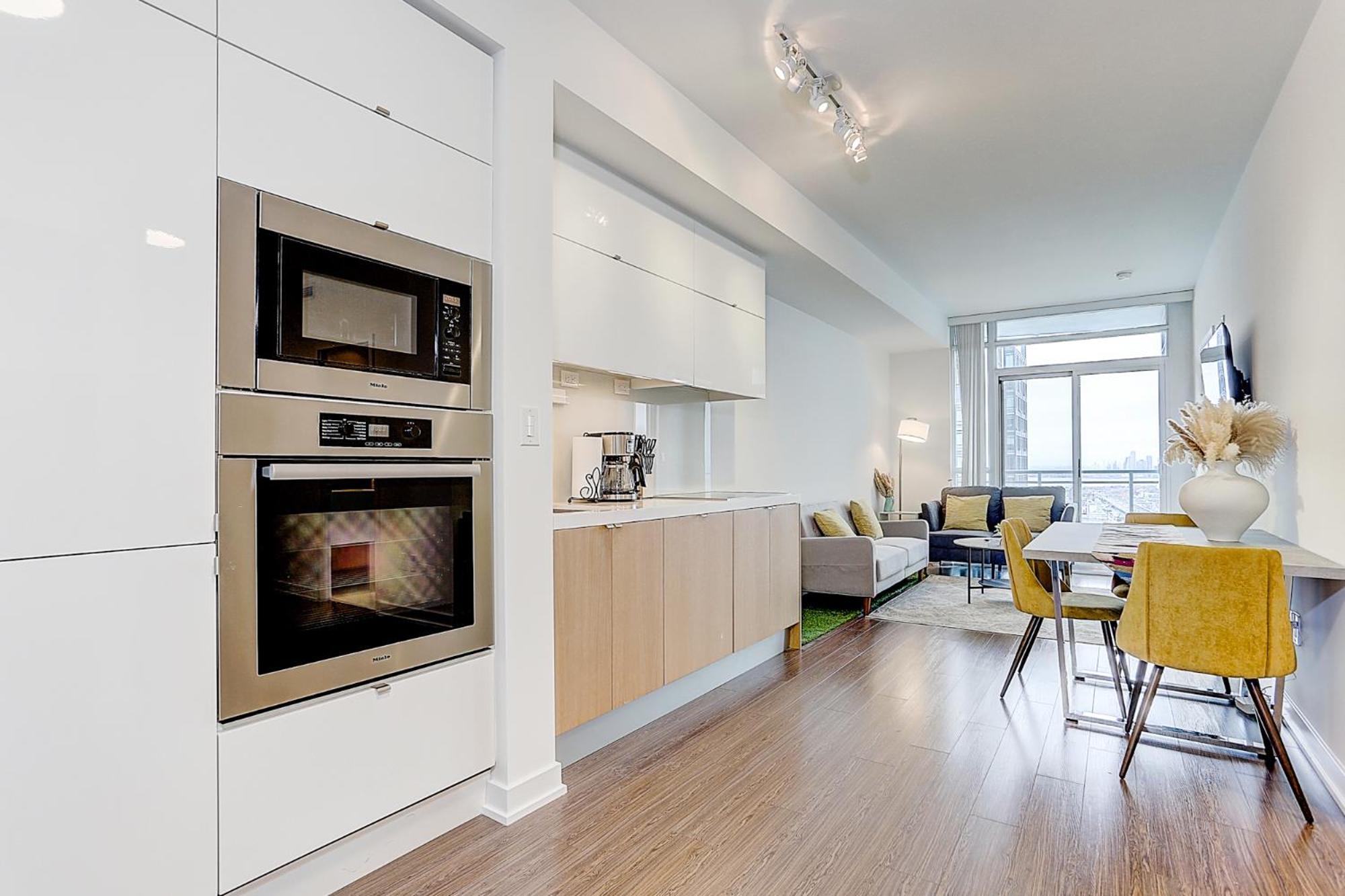 Lakeview Apartments Downtown Торонто Экстерьер фото